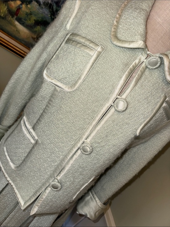 Carlisle Jackets & Blazers - Vintage Carlisle Mint Green Two-Piece Suit Coat Jacket Skirt Set US 14 UK 16